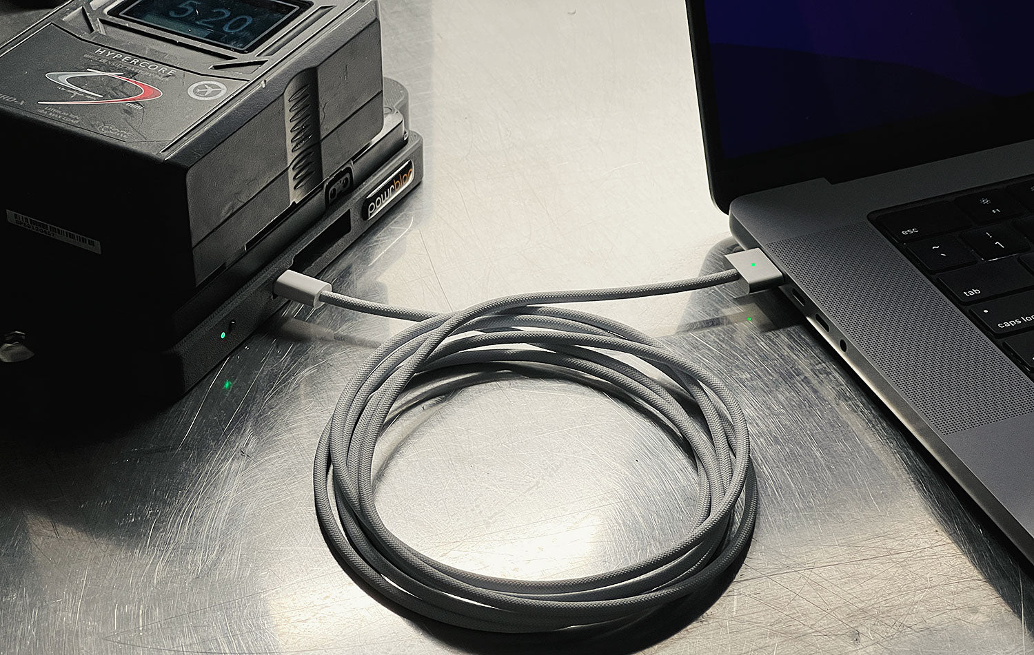 2021 MacBook Pro M1 Max and Powrbloc Megawatt